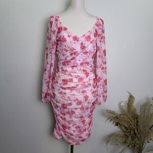 NWT BTFBM Size L Pink Floral Ruched Long Sleeve Bodycon Dress